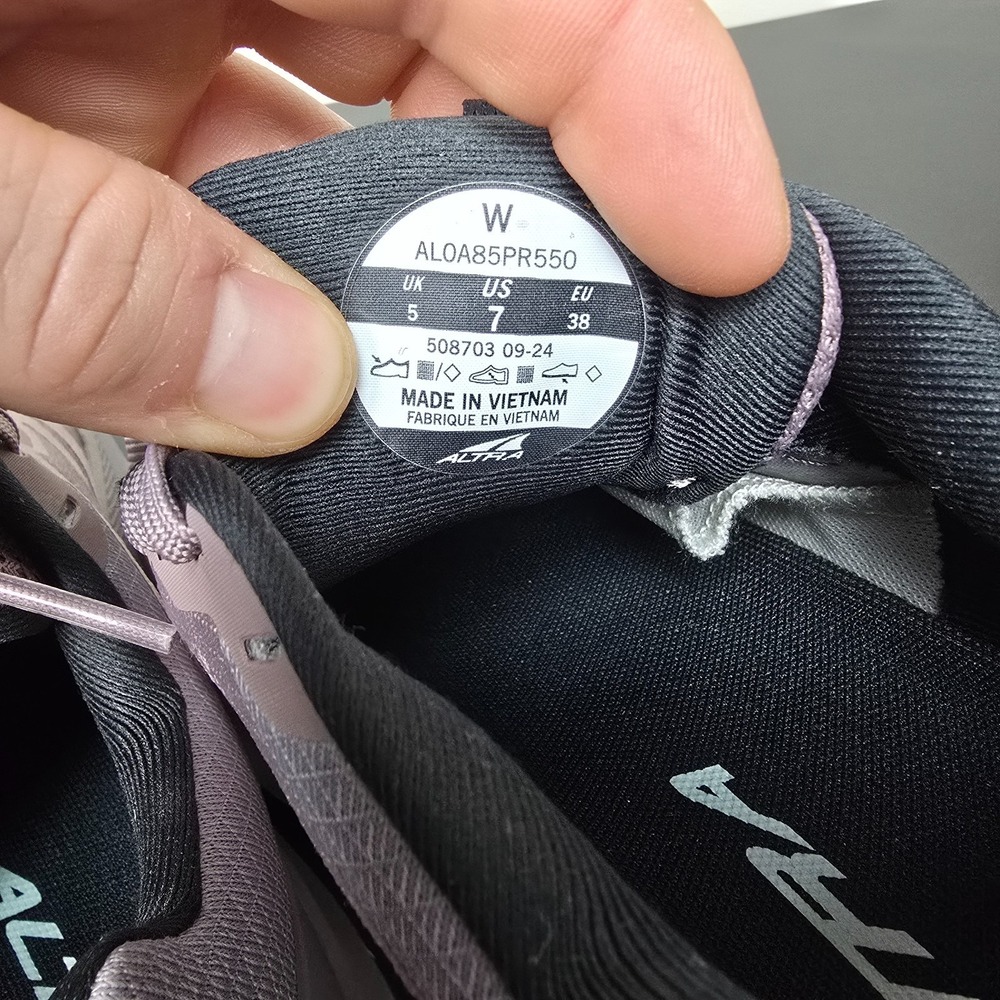 Altra Shoes Womens 7 Purple Lone Peak 9 Barefoot Minimalist Performance Running - Picture 12 of 12